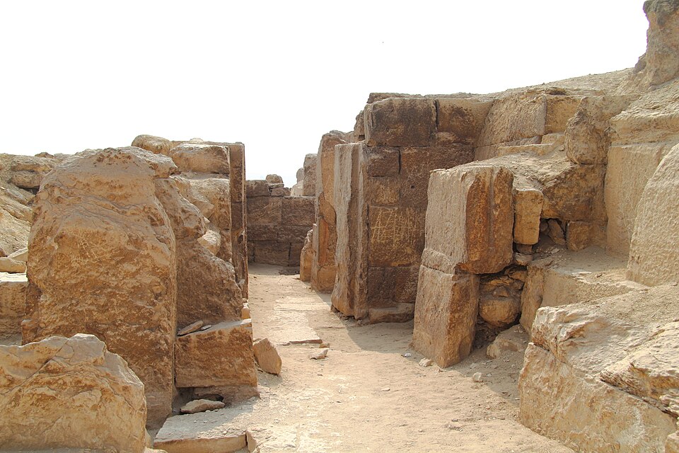 Giza pyramid complex 4