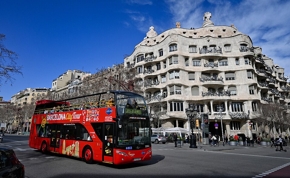 Casa Milà 3