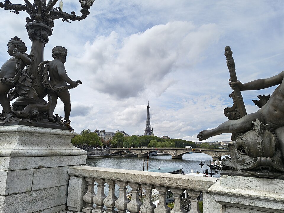 Eiffel Tower 2