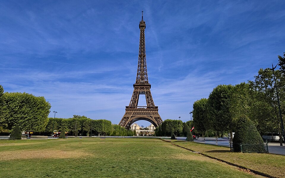 Eiffel Tower 3