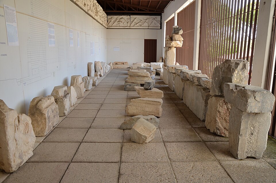 Mausoleum at Halicarnassus 2