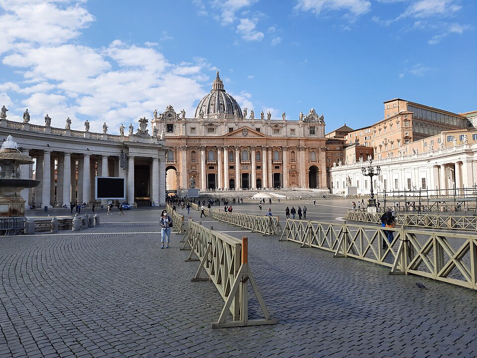Saint Peter's Square 4